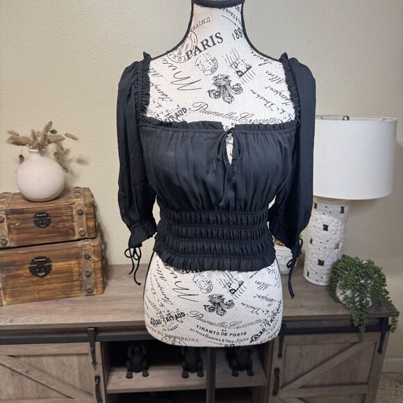 Abercrombie & Fitch Stringy Ruched Milkmaid Cropped Blouse Sz S 3/4 Puff Sleeve - Picture 2 of 9
